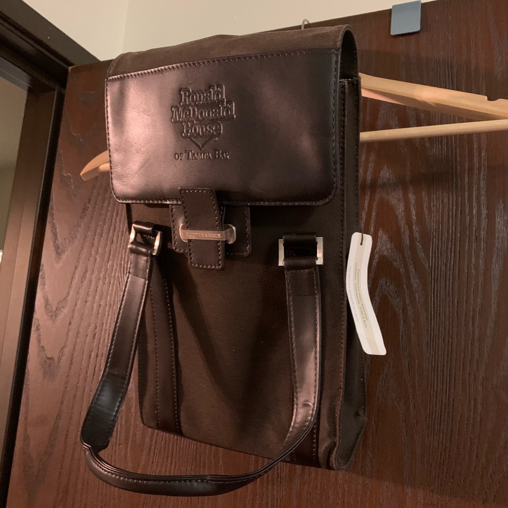 Cutter & Buck Wine Valet